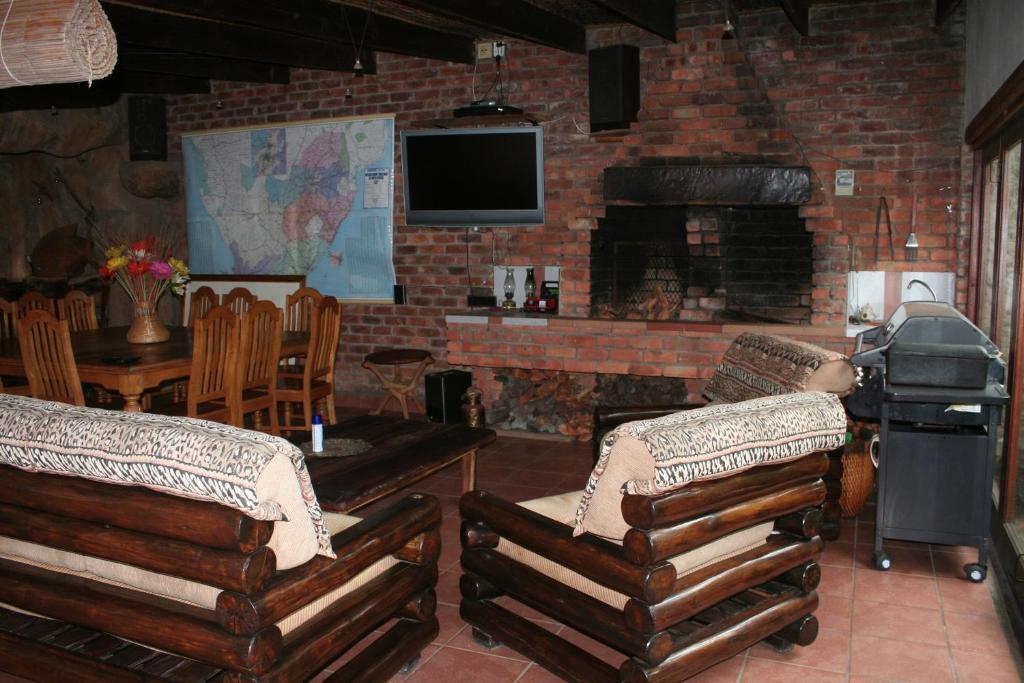 Columbus Guest House Mbombela Exterior foto